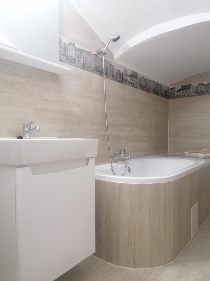 Apartament Old City Sibiu Exteriör bild